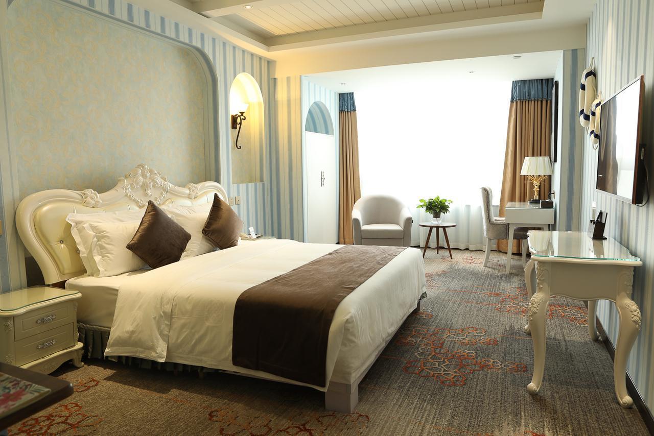 Zhi Hui Tang Feng Ze Hotel Chengdu Bagian luar foto