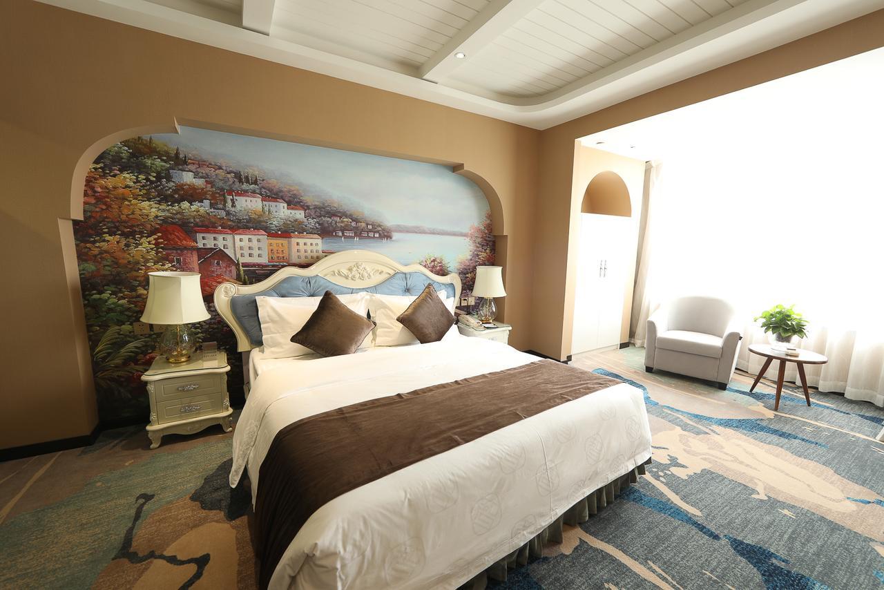 Zhi Hui Tang Feng Ze Hotel Chengdu Bagian luar foto