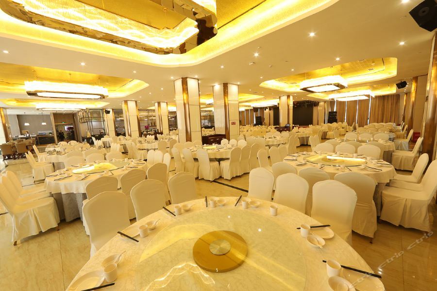 Zhi Hui Tang Feng Ze Hotel Chengdu Bagian luar foto