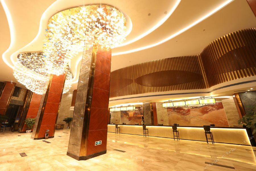 Zhi Hui Tang Feng Ze Hotel Chengdu Bagian luar foto
